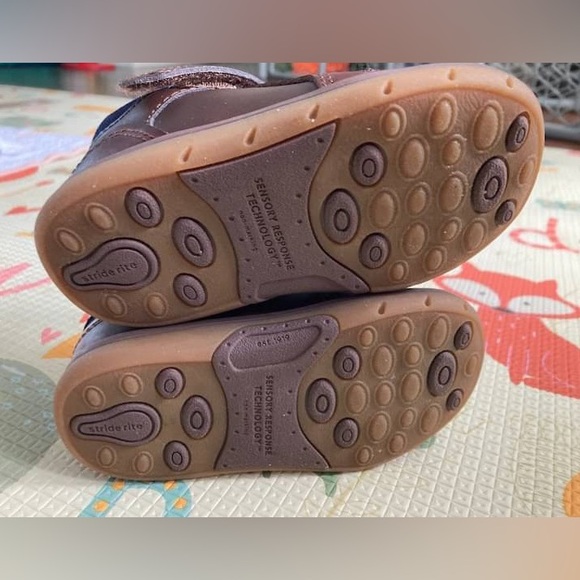 Stride Rite toddler boys boots size 5.5 wide - Picture 3 of 3